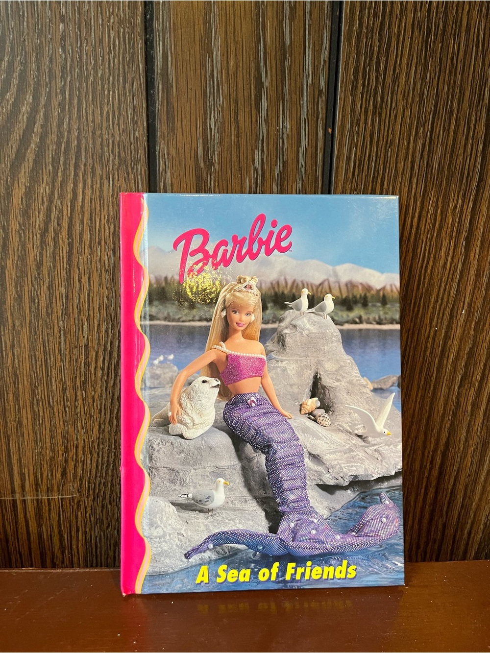 VINTAGE 1998 Grolier Books edition Barbie: A Sea of Friends by Rita Balducci